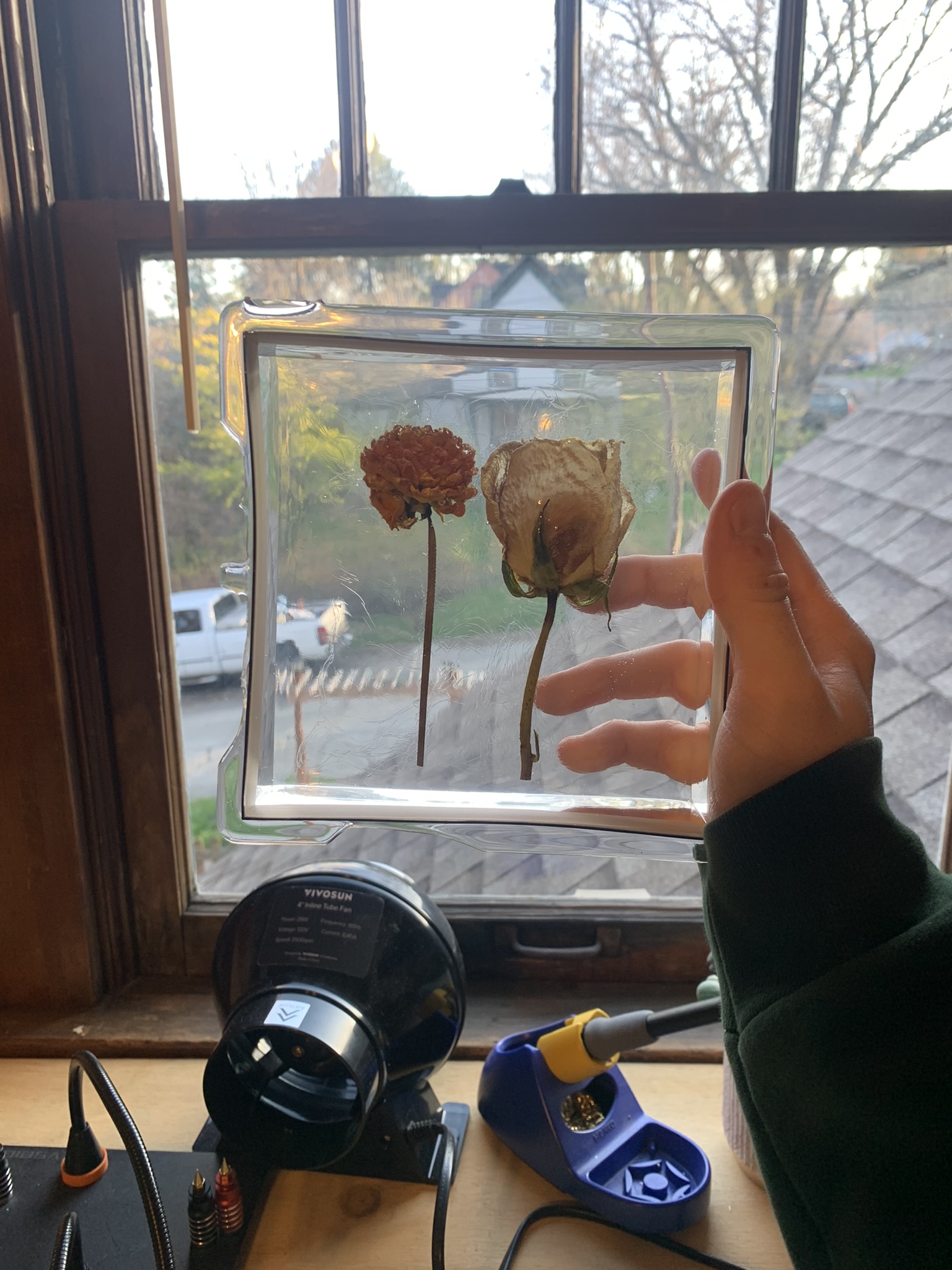 image of flowers in an epoxy mold